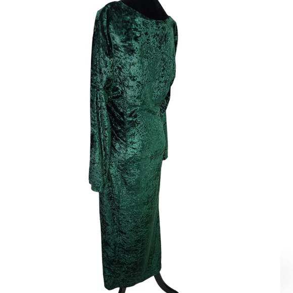 Vintage green Crushed velvet Renaissance lace up long dress - Picture 8 of 11